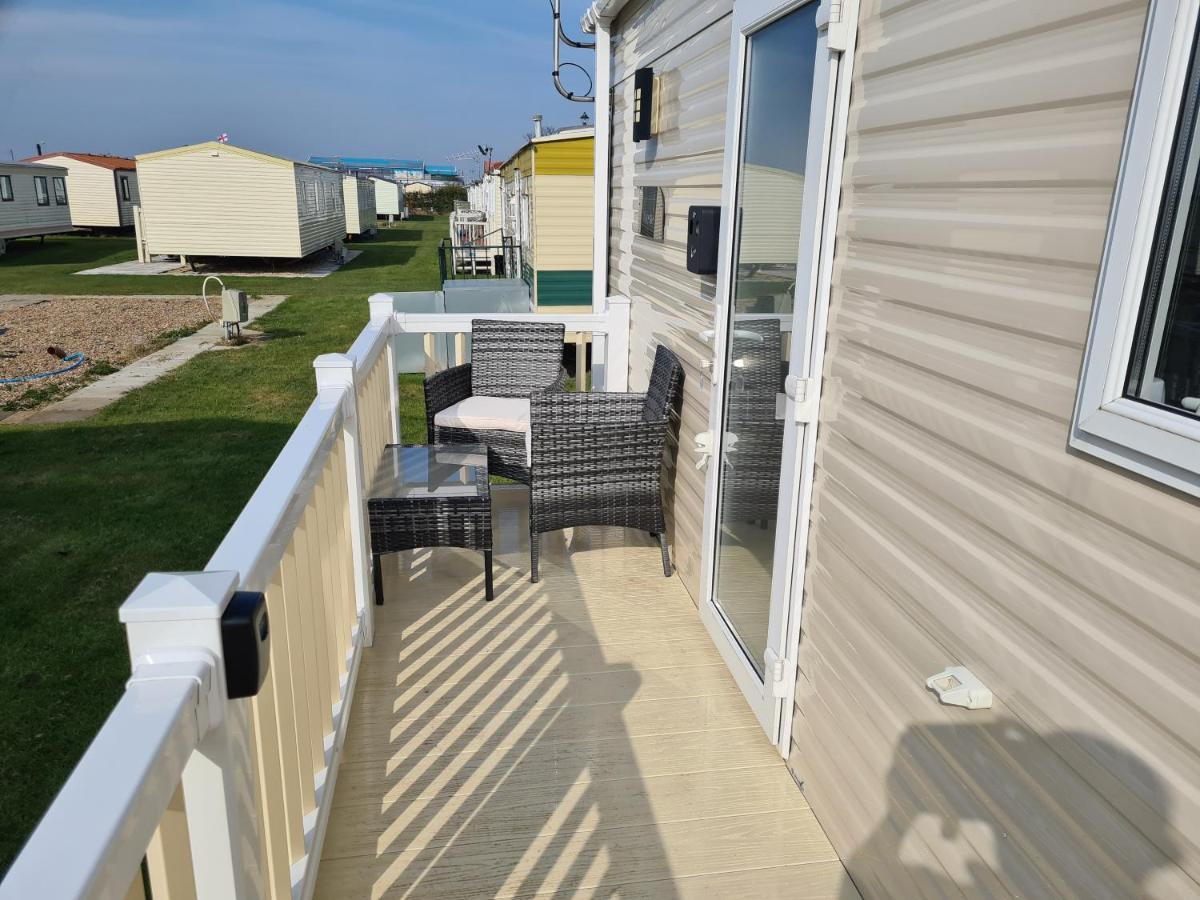 Ferienwohnung 8 Berth Eastgate Fantasy Island Ingoldmells Exterior foto