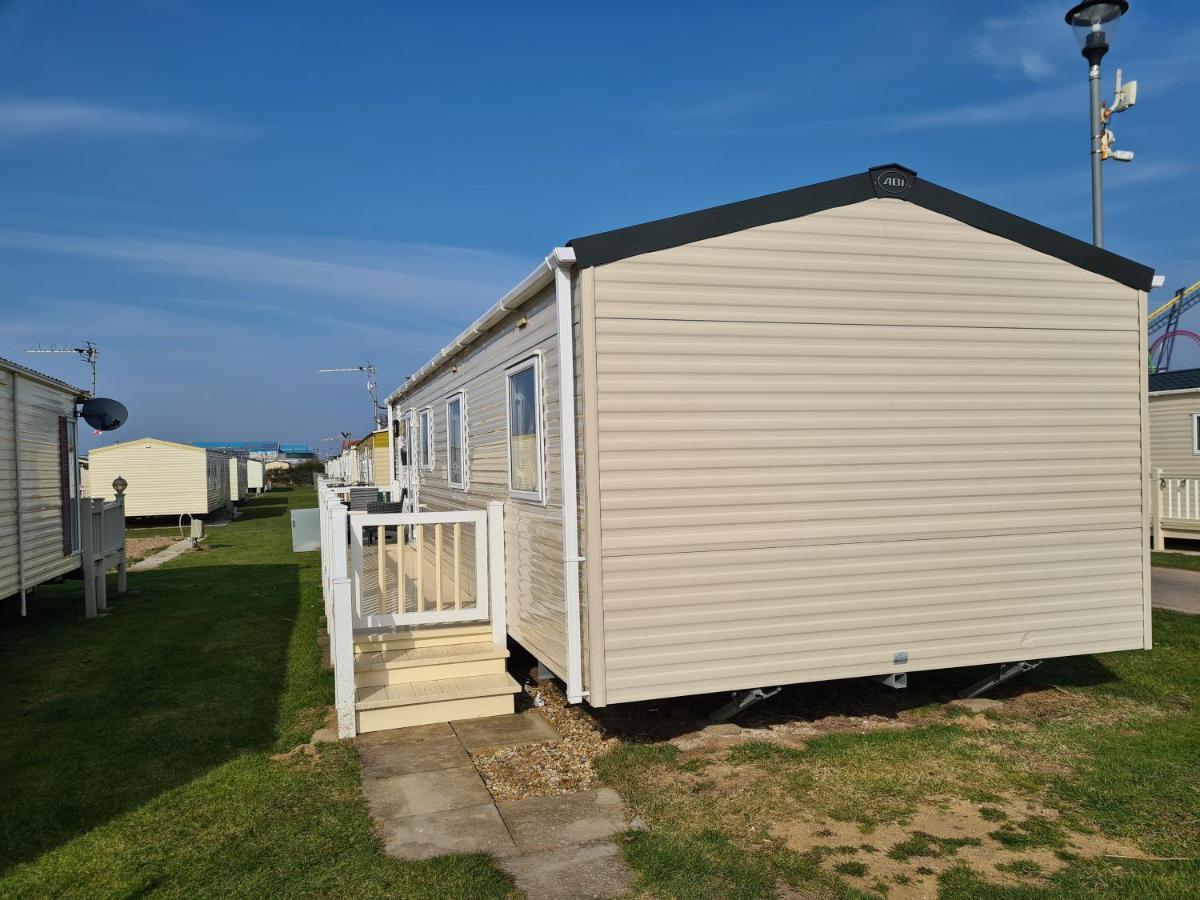 Ferienwohnung 8 Berth Eastgate Fantasy Island Ingoldmells Exterior foto