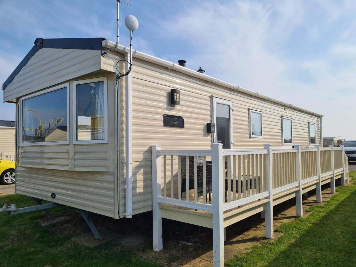Ferienwohnung 8 Berth Eastgate Fantasy Island Ingoldmells Exterior foto
